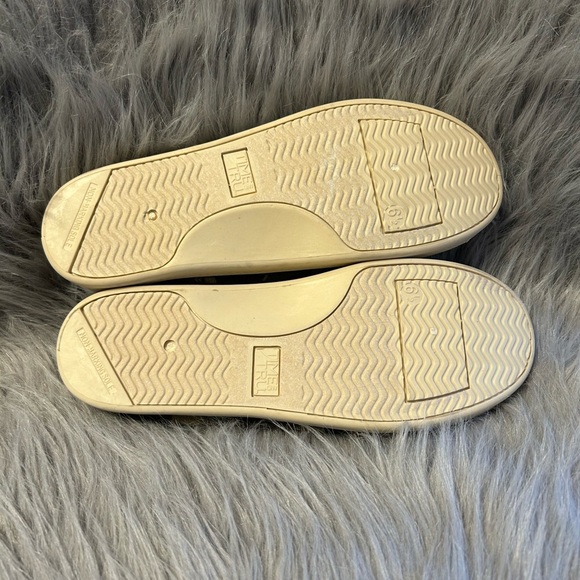 Time And Tru Camo Shoes Womens Size 6 1/2 Green Slip On Stretchy Back Camouflage - Picture 6 of 6